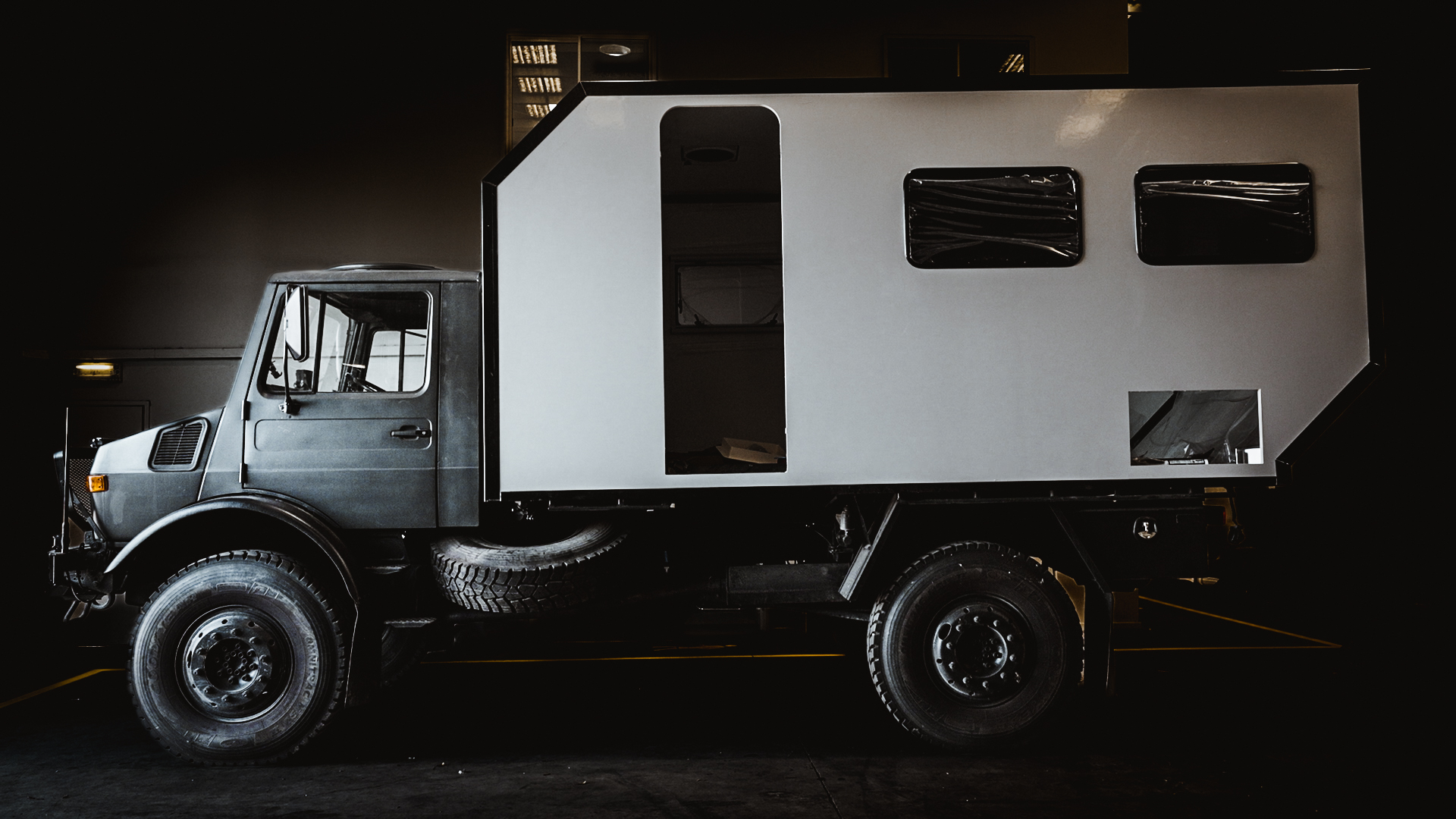 caravan with composite walls